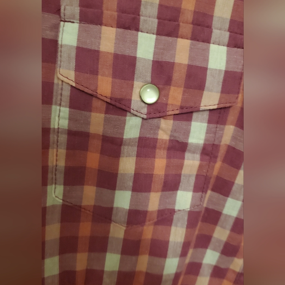 Wrangler Women's Wrancher Pearl Snap Button Up Pink Plaid Top Size Medium Rodeo - Picture 3 of 6